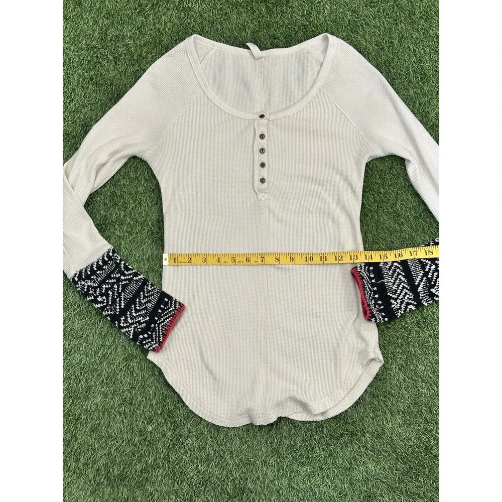 Free People Newbie Thermal Alpine Henley Top Women Medium Cuffs‎ Cream Cozy